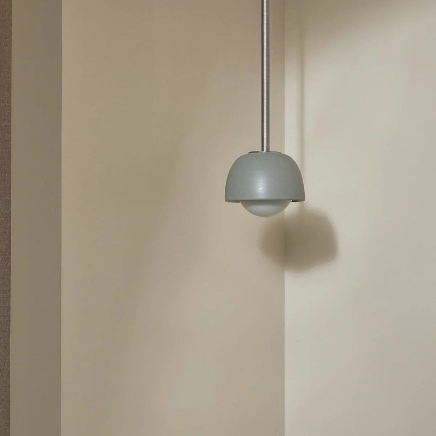 Terra 0 Pendant Light - Solid Rod Fog, Brushed Nickel